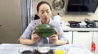 网红做业务吃瓜,揭秘业务背后的秘密